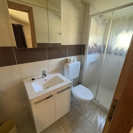4209-4 For 3 Pers In Apartment *