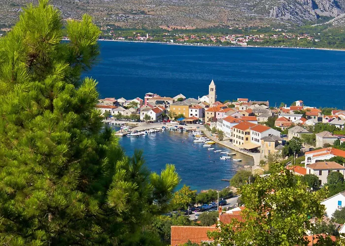 4209-4 For 3 Pers In * Seline