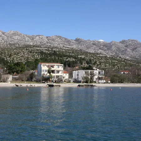 4209-4 For 3 Pers In Seline