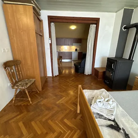 4209-4 For 3 Pers In Seline