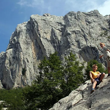 4209-4 For 3 Pers In Appartement