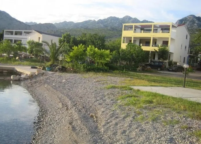 Апартаменты 4209-4 For 3 Pers In