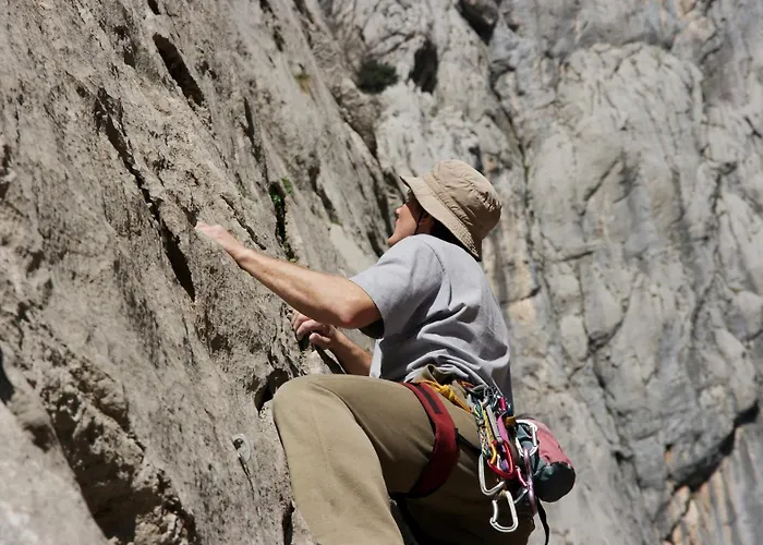 4209-4 For 3 Pers In Селине